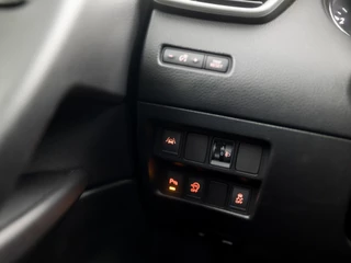 Nissan QASHQAI (PANORAMADAK, NAVIGATIE, CLIMATE, 360 CAMERA, STOELVERWARMING, SPORTSTOELEN, KEYLESS, LED KOPLAMPEN, NIEUWSTAAT) - afbeelding nr 26