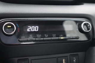 Toyota Yaris Toyota Yaris 1.5 VVT-i Dynamic Trekhaak/Head-up/Stuur/Stoelverwarming - afbeelding nr 14