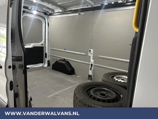 Ford Transit Ford Transit 2.0 TDCI 131pk L3H2 Euro6 Airco | Camera | Navigatie | Android Auto | Cruisecontrol Stoelverwarming, Verwarmde voorruit, Parkeersensoren, Bijrijdersbank - afbeelding nr 11
