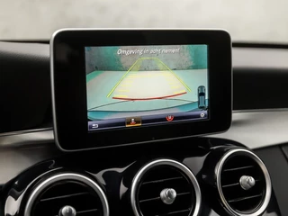 Mercedes-Benz C-Klasse 279Pk Automaat (GROOT NAVI, LUCHTVERING, CAMERA, LEDER, STOELVERWARMING, GETINT GLAS, ELEK SPORTSTOELEN, ELEK ACHTERKLEP, ZWART HEMEL, NIEUWE APK, NIEUWSTAAT) - afbeelding nr 17
