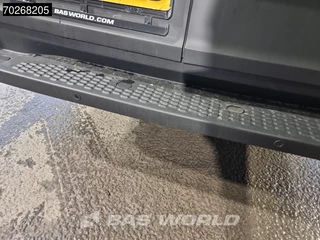Iveco Daily Iveco Daily 35S21 3.0L Automaat L2H2 2025model ACC LED Camera Parkeersensoren L2 3,5t Trekgewicht 12m3 Airco - afbeelding nr 8