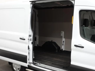 Ford Transit Ford Transit 105pk 2.0 L2H2 Trend Airco Trekhaak Navi Cruise Airco Navi Trekhaak Cruise Control - afbeelding nr 10