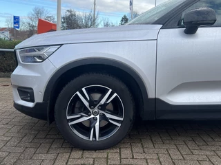 Volvo XC40 Navigatie Trekhaak Panoramadak Leder Elek stoelen Standkachel 360 Camera Intellisafe Carplay NL Auto Vol - afbeelding nr 40