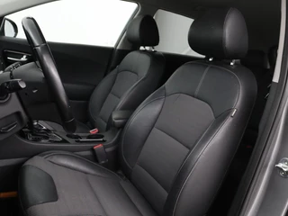 Kia Niro Kia Niro 1.6 GDi Hybrid DynamicLine | Carplay | Camera |  Half leder | Navigatie | Climate control | Cruise control | Bluetooth - afbeelding nr 4