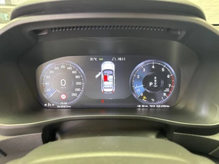 Volvo XC40 Volvo XC40 2.0 T4 R-Design Awd Trekhaak Carplay Camera Incl 12Mnd Garantie - afbeelding nr 22