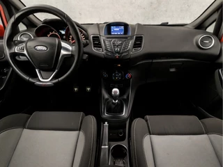 Ford Fiesta Ford Fiesta 1.6 ST1 213Pk (BLUETOOTH, GETINT GLAS, LM VELGEN, SPORTSTOELEN, PARKEERSENSOREN, ELEK RAMEN, NIEUWE APK, NIEUWSTAAT) - afbeelding nr 6
