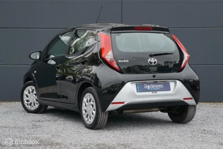 Toyota Aygo Toyota Aygo 1.0 VVT-i X-play Airco Apple/Android Camera Tof! - afbeelding nr 5