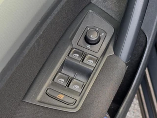 Volkswagen Tiguan Volkswagen Tiguan 1.4 TSI ACT Aut Lane ass Volledig onderhouden Navi Apple CarPlay Stoel vw Nieuwe APK Perfecte conditie - afbeelding nr 15