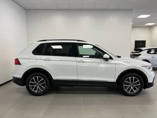 Volkswagen Tiguan Volkswagen Tiguan 1.5 TSI Life Business / 150PK / NAVI / STOEL-STUURVERW. / PDC / 1800KG TREKG. - afbeelding nr 3
