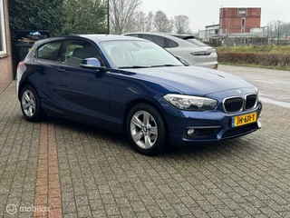 BMW 1 Serie BMW 1-serie 118i LCI AUT NAVIGATIE/PDC/AIRCO/CRUISE - afbeelding nr 12