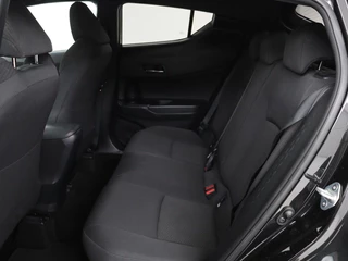 Toyota C-HR Toyota C-HR 1.8 Hybrid Style | Stoelverwarming | Navigatie |  Adaptive cruise | Camera | Trekhaak | JBL audio | Dodehoek detectie | Keyless - afbeelding nr 9
