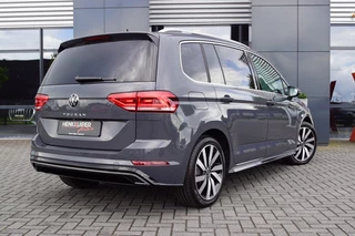 Volkswagen Touran Volkswagen Touran 1.5 TSI DSG R-Line / 7Pers./Panodak /trekhaak wegkl./ACC/Side-as - afbeelding nr 9