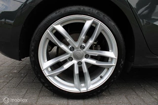 Audi A3 Audi A3 Sportback 35 TFSI Business edition 150 PK, Pdc voor + achter, Sportstoelen, Led matrix, Clima, Cruise, Navi, Dakrails, 17 Inch Lmv. - afbeelding nr 17