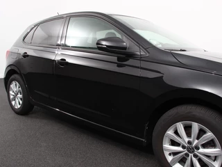 Volkswagen Polo Volkswagen Polo 1.0 TSI 110pk Highline Navigatie Apple Carplay/Android Auto Parkeersensoren Stoelverwarming Ledverlichting Getinte ramen Climate Control - afbeelding nr 29