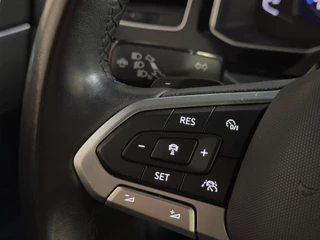Volkswagen Taigo Volkswagen TAIGO 1.5 TSI R-Line | keyless | Side assist | camera | 19 inch | IQ light - afbeelding nr 16