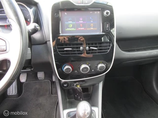 Renault Clio Renault Clio 1.2 16V 5drs 105dkm Airco Cruise Navigatie Bluetooth - afbeelding nr 20