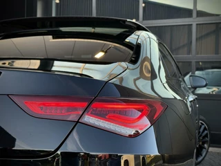 Mercedes-Benz CLA Mercedes CLA-klasse 250 e AMG CLA250e Coupe Panoramadak|Keyless|Advanced sound|Sfeerverlichting|Night pakket - afbeelding nr 15