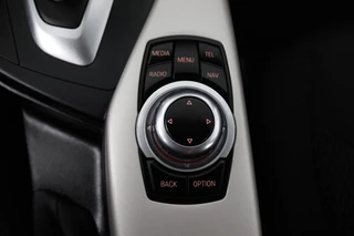 BMW 1 Serie BMW 1-serie 118i Corporate Lease Executive (PARKEERSENSOREN, NAVIGATIE, CRUISE CONTROL, AUTOMAAT, NL-AUTO) - afbeelding nr 22