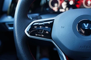Volkswagen Golf Volkswagen Golf 8 GTI Clubsport | Pano | HK | Matrix IQ | Alcantara | ACC | Rijdersauto Edition | Urano Grijs - afbeelding nr 29
