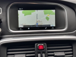 Volvo V40 Volvo V40 CROSS COUNTRY 1.5 T3 Momentum Ocean Race Cruise control Climate control Parkeersensor Navigatie - afbeelding nr 7