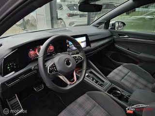 Volkswagen Golf Volkswagen Golf 2.0 TSI GTI Panorama/IQ Light/H&K/Keyless/Camera - afbeelding nr 3
