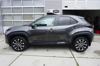 Toyota Yaris Cross Toyota Yaris Cross 1.5 Hybrid 115 Business Plus |Navi|Carplay|PDC V+A|Dodehoek|Camera|Stoel en stuurverwarming| - afbeelding nr 3