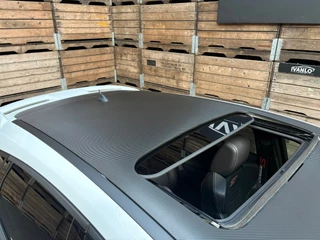Ford Focus Ford FOCUS 2.0 ST schuifdak xenon navi camera clima uitlaatklep 19