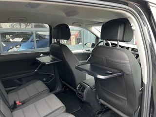 Volkswagen Touran Volkswagen Touran 1.4 TSI 150PK AUTOMAAT|7-PERSOONS|CARPLAY|CAMERA|NAVIGATIE|CRUISE CONTROL|BLUETOOTH|PARKEERSENSOREN - afbeelding nr 27