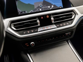 BMW 3 Serie BMW 3 Serie Touring 330e xDrive M Sport 293Pk Automaat (PANORAMADAK, M PAKKET, LASER KOPLAMPEN, MEMORY SEATS, HEAD-UP DISPLAY, HARMAN/KARDON, 360 CAMERA, ADAPTIVE CRUISE, APPLE CARPLAY, NIEUWE APK, NIEUWSTAAT) - afbeelding nr 38