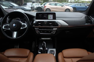 BMW X3 BMW X3 xDrive30i High Exe. M Sport / Trekhaak / Panoramadak / 360Camera / Head-up / Keyless / 20'' / Leder / Navigatie / ACC / Dodehoek / DAB / Stoelverwarming - afbeelding nr 2