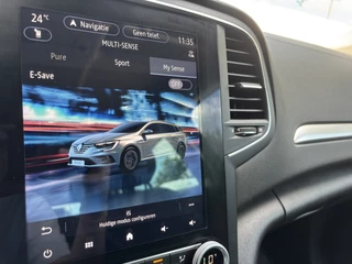 Renault Megane E-Tech Renault Megane E-Tech Estate 1.6 Plug-In Hybrid 160 R.S. Line | Stuur en Stoel Verwarming | Parkeer Assist | Head Up Display - afbeelding nr 16