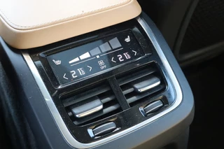 Volvo XC90 Volvo XC90 2.0 T8 TE AWD Insc. | Bower & Wilkins Audio | Luchtvering | Schu - afbeelding nr 25