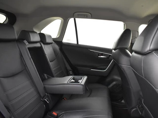 Toyota RAV4 Toyota RAV4 2.5 Hybrid AWD Executive | Trekhaak | Stoelkoeling | Memory seat - afbeelding nr 19