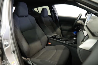 Toyota C-HR Toyota C-HR 1.8 Hybrid Style Ultimate, 28.885 KM!! - afbeelding nr 27