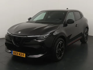 Alfa Romeo Junior 1.2 T Hyb Ibrid Spec