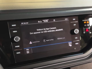 Volkswagen Taigo Volkswagen TAIGO 1.5 TSI R-Line | keyless | Side assist | camera | 19 inch | IQ light - afbeelding nr 23