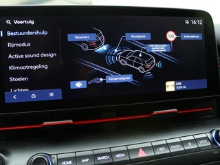 Hyundai Kona Hyundai Kona Electric Premium 65.4 kWh | 360 graden camera | Alcantara | Navigatie | - afbeelding nr 37