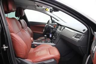 Peugeot 508 Peugeot 508 SW 2.0 BlueHDI Executive - Leer, Navi, Panorama, Clima, Trekhaak - afbeelding nr 18