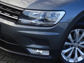 Volkswagen Tiguan Volkswagen Tiguan 1.4 TSI / Advance / RNS / 2017 / LED - afbeelding nr 31