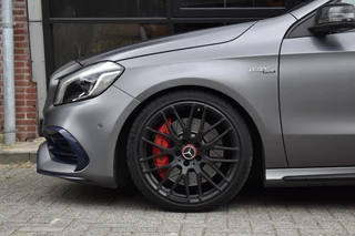 Mercedes-Benz A-Klasse Mercedes-Benz A-klasse AMG 45 4MATIC Dynamic Pakket Race H&K Memory Magno 19