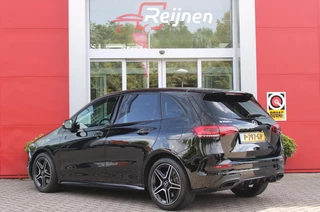 Mercedes-Benz B-Klasse Mercedes-Benz B-klasse 250e 218PK BUSINESS SOLUTION AMG NIGHT EDITION | NAVIGATIE | SFEERVERLICHTING | ACHTERUITRIJCAMERA | PARKEERSENSOREN VOOR / ACHTER | ALCANTARA / KUNSTLEDER BEKLEDING | VOORSTOELEN VERWARMBAAR | VERLICHTE INSTAPLIJSTEN | LICHTMETALEN AMG DUBBELSPAAKS VELGEN 18