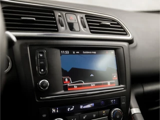 Renault Kadjar Automaat (PANORAMADAK, NAVIGATIE, VIRTUAL COCKPIT, LEDEREN SPORTSTOELEN, STOELVERWARMING, CAMERA, KEYLESS, BOSE AUDIO, LED KOPLAMPEN, NIEUWE APK, NIEUWSTAAT) - afbeelding nr 9