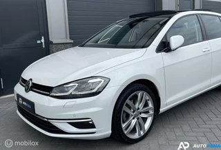 Volkswagen Golf Volkswagen Golf 1.5 TSI DSG 150PK PANO/KEYL/ACC/VOL - afbeelding nr 2