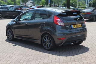 Ford Fiesta Ford Fiesta 1.0 EcoBoost ST Line / Navigatie / Parkeerhulp achter / 17'' / Xenon / DAB / Getint glas / Cruise Control - afbeelding nr 3