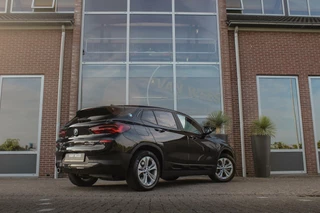 BMW X2 ➡️ BMW X2 xDrive25e High Executive | 1e eigenaar | inc BTW | Head-up | Leer | LED | Camera | Stoelverwarming | Cruise control | Climate control | 17 inch | Origineel | - afbeelding nr 4