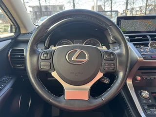 Lexus NX Panoramadak, Trekhaak, Navigatie  , All-in Rijklaarprijs - afbeelding nr 19