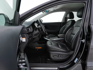 Kia e-Niro (INCL-BTW) Aut. *FULL-LEATHER | JBL-AUDIO | FULL-LED | NAVI-FULLMAP | DAB | ADAPT.CRUISE | CAMERA | MEMORY-PACK | LANE-ASSIST | KEYLESS | DIGI-COCKPIT | SHIFT-PADDLES | COMFORT-SEATS | 17