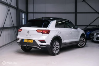 Volkswagen T-Roc Volkswagen T-Roc 1.5 TSI Sport | Panorama | Virtual cockpit | Adaptive cruise | Trekhaak | NL auto | Lease mogelijk | - afbeelding nr 7