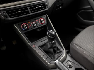 Volkswagen Polo (APPLE CARPLAY, GROOT NAVI, ADAPTIVE CRUISE, LM VELGEN, SPORTSTOELEN, ARMSTEUN, NIEUWE APK, NIEUWSTAAT) - afbeelding nr 10