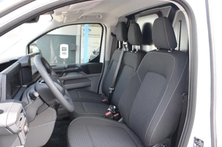 Ford Transit Custom Ford Transit Custom 320 2.0 TDCI L2H1 Trend 2025 Incl. BPM Excl. BTW 136pk | Ford Voorraad | Handmatige regeneratie roetfilter | Laadruimte beschermingspakket (Trend) | Trekhaakvoorbereiding | Centrale dubbele vergrendeling | Navigatie systeem | LED koplampen met automatisch grootlicht | Programmeerbare voertuig interface - afbeelding nr 16